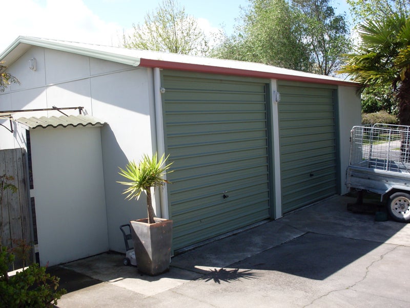 13 Commodore Avenue, Flagstaff, Hamilton - Carousel 8