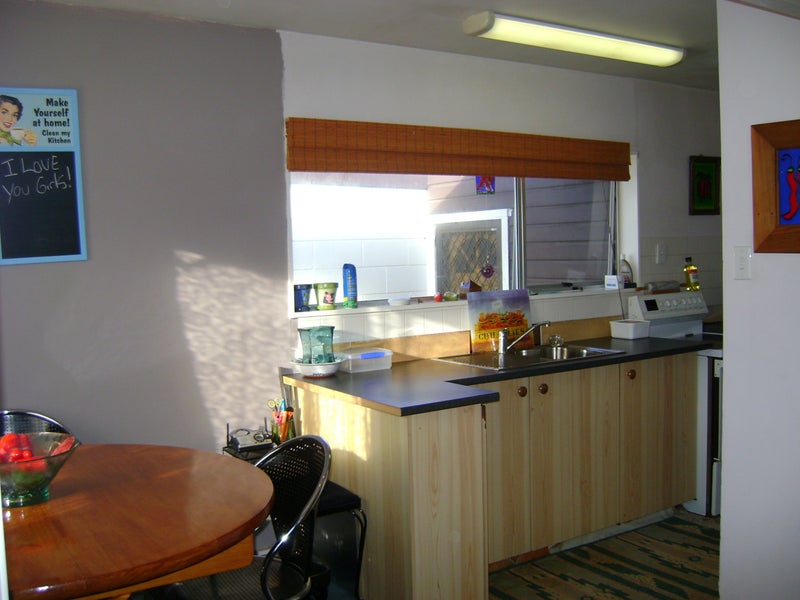 1/15 Kawau Crescent, Bromley, Christchurch - Carousel 2