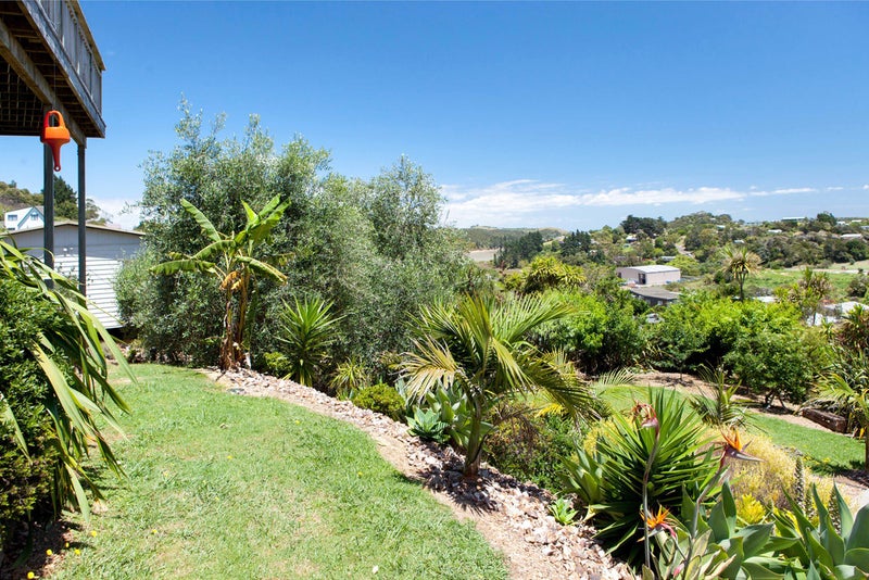 45 Erua Road, Ostend, Waiheke Island - Carousel 20