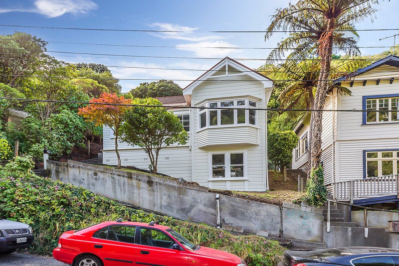 30 Norway Street, Aro Valley, Wellington - Carousel 1