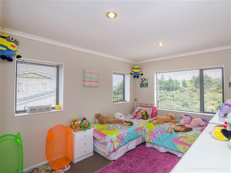 12 Ronald Scott Grove, Riverstone Terraces, Upper Hutt - Carousel 9