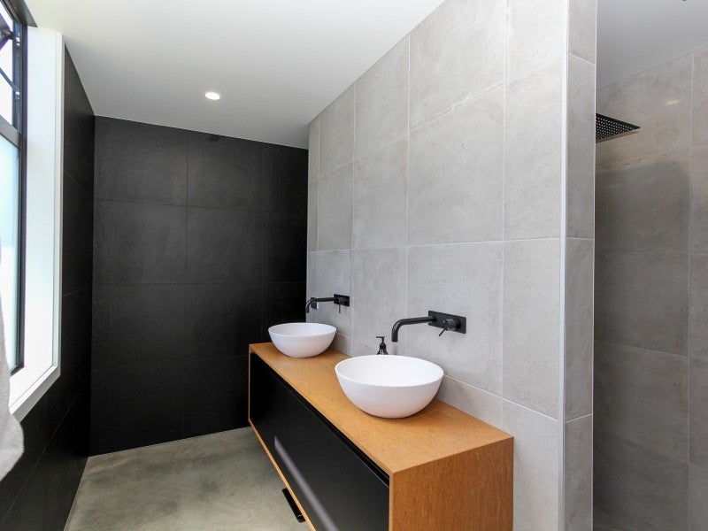 3 Kotare Drive, Waiwhakaiho, New Plymouth - Carousel 2