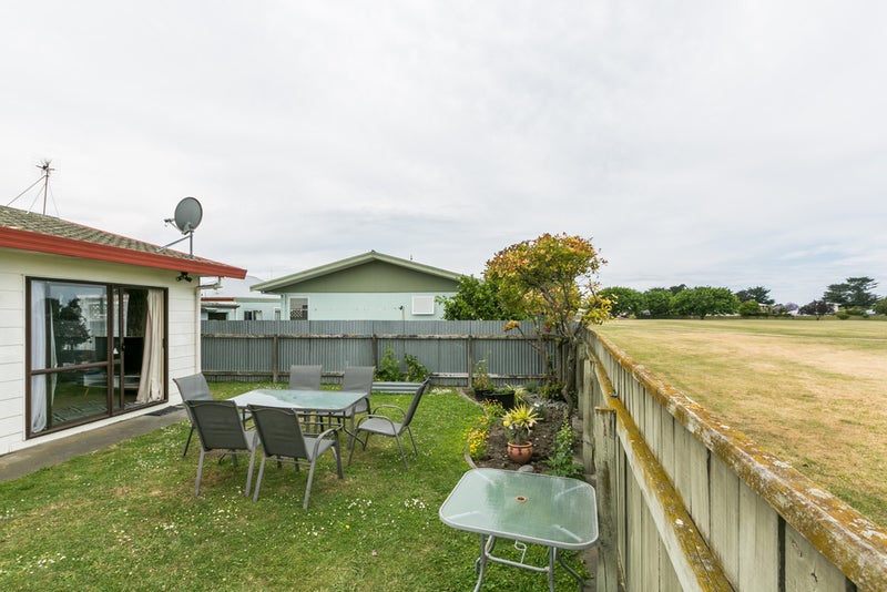 2/173 Taradale Road, Pirimai, Napier - Carousel 1