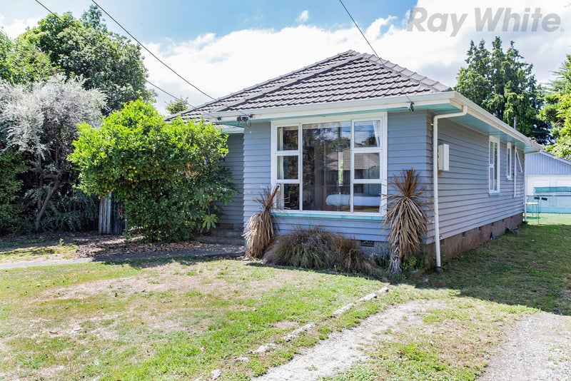 22 Flower Street, Bryndwr, Christchurch - Carousel 12