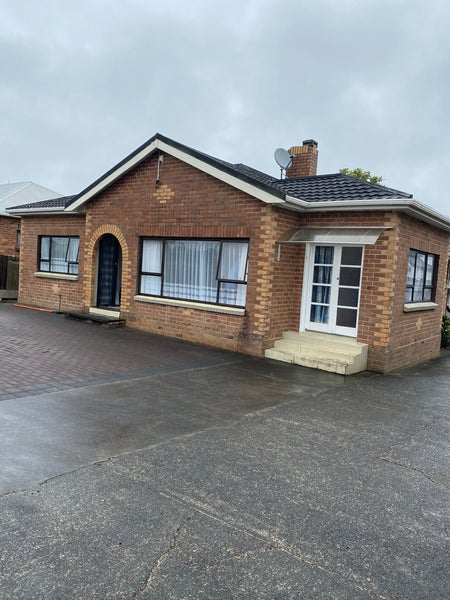 1/319 Mount Albert Road, Mount Roskill, Auckland - Carousel 13