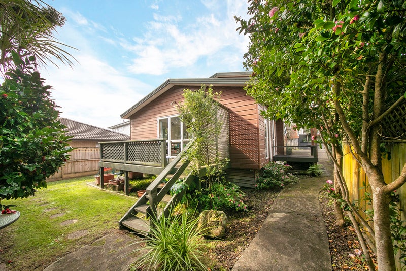 95B Haverstock Road, Sandringham, Auckland - Carousel 2