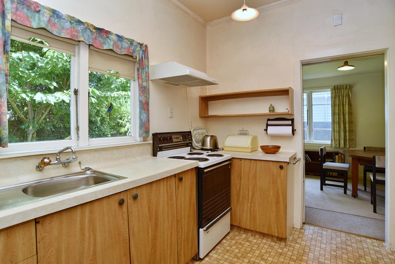 7 Urunga Avenue, Strowan, Christchurch - Carousel 2