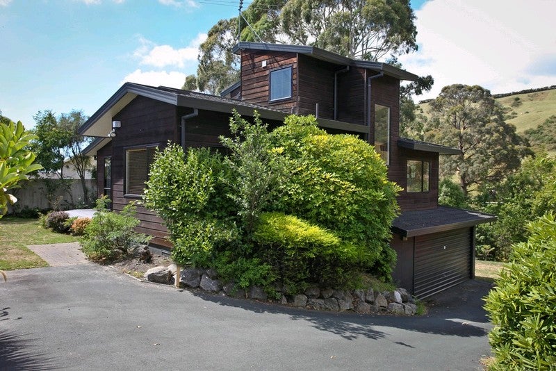 2/10 Ruffell Place, Atawhai, Nelson - Carousel 1