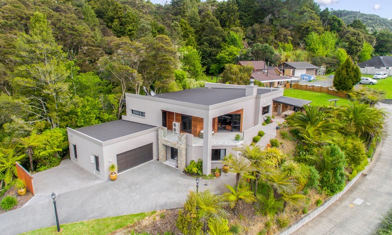 3 Parkview Rise, Kensington, Whangarei - Carousel 1