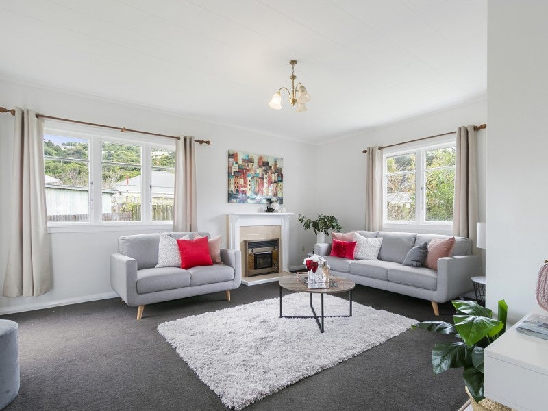 3 Nicholls Avenue, Petone, Lower Hutt - Carousel 2