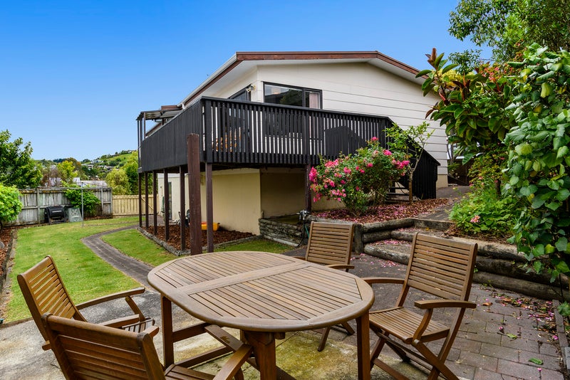 6 Resolution Road, Welcome Bay, Tauranga - Carousel 1