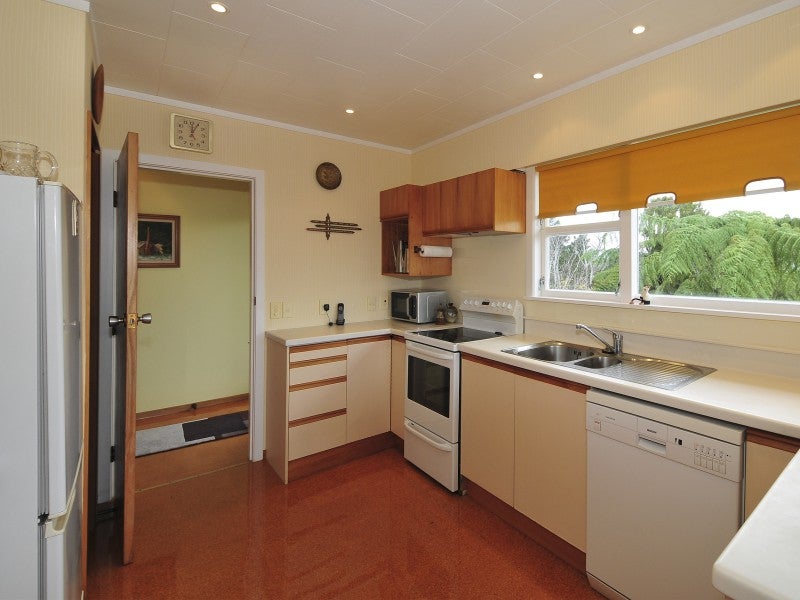 12 City View Grove, Harbour View, Lower Hutt - Carousel 2