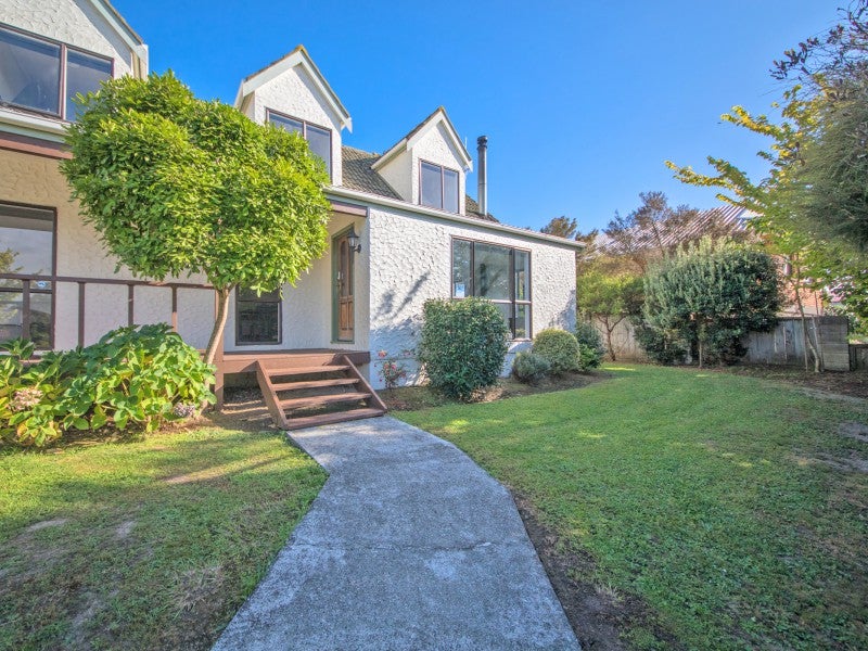 51 Rhodes Drive, Kelvin Grove, Palmerston North - Carousel 22