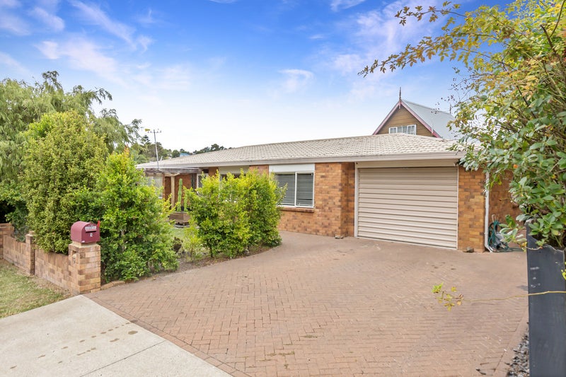 5 Shadon Place, Stanmore Bay, Whangaparaoa - Carousel 1