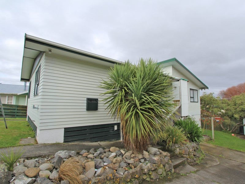 27 Te Arataura Street, Takapuwahia, Porirua - Carousel 20