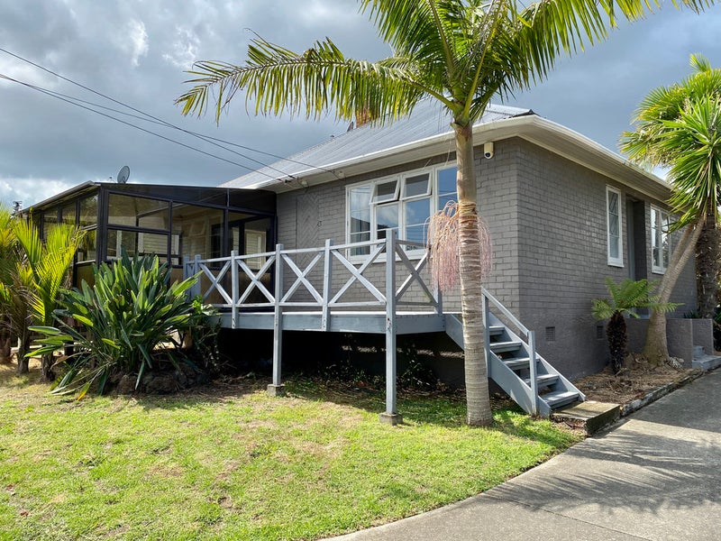 12 Cadman Avenue, Waterview, Auckland - Carousel 1