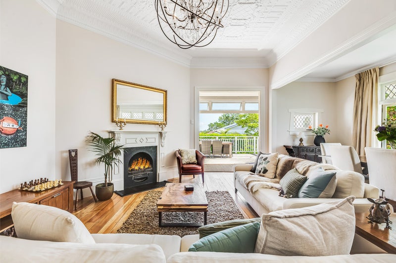 22 Allenby Avenue, Devonport, Auckland - Carousel 1
