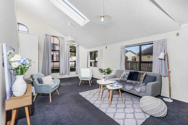 36B Kentwood Drive, Woodridge, Wellington - Carousel 1