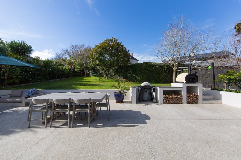 16 Grand View Road, Remuera, Auckland - Carousel 2