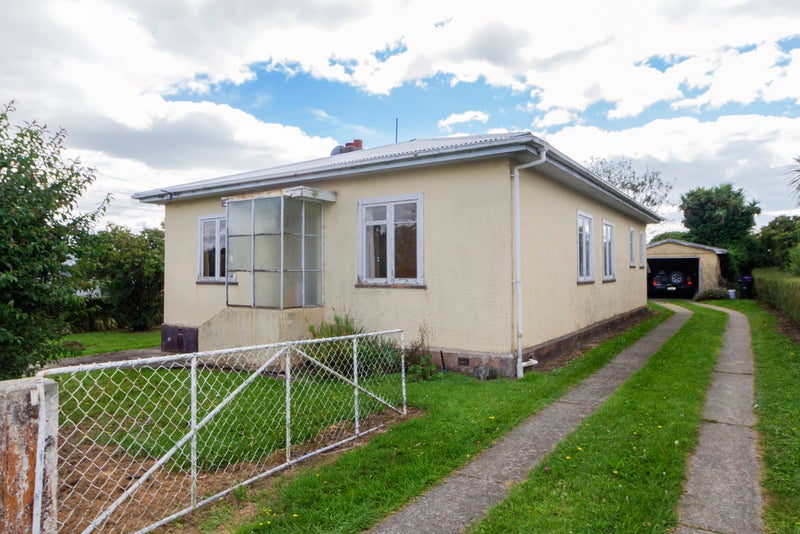 11 Weston Road, Holmes Hill, Oamaru - Carousel 1