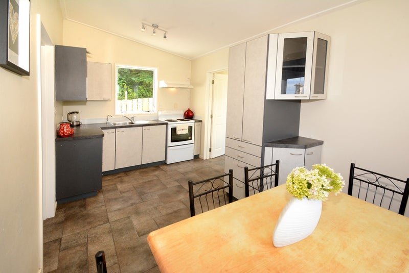 62 South Road, The Glen, Dunedin - Carousel 2