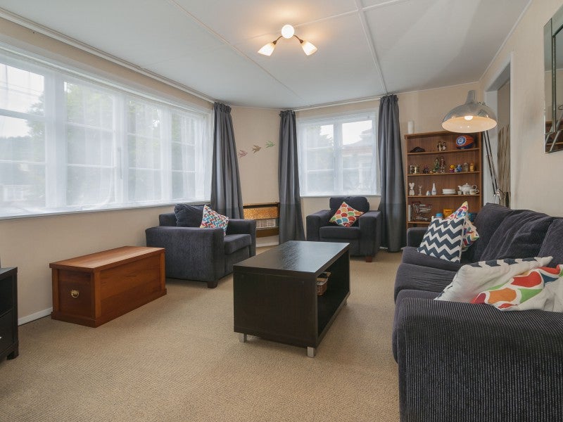 1/98 Reynolds Street, Taita, Lower Hutt - Carousel 2