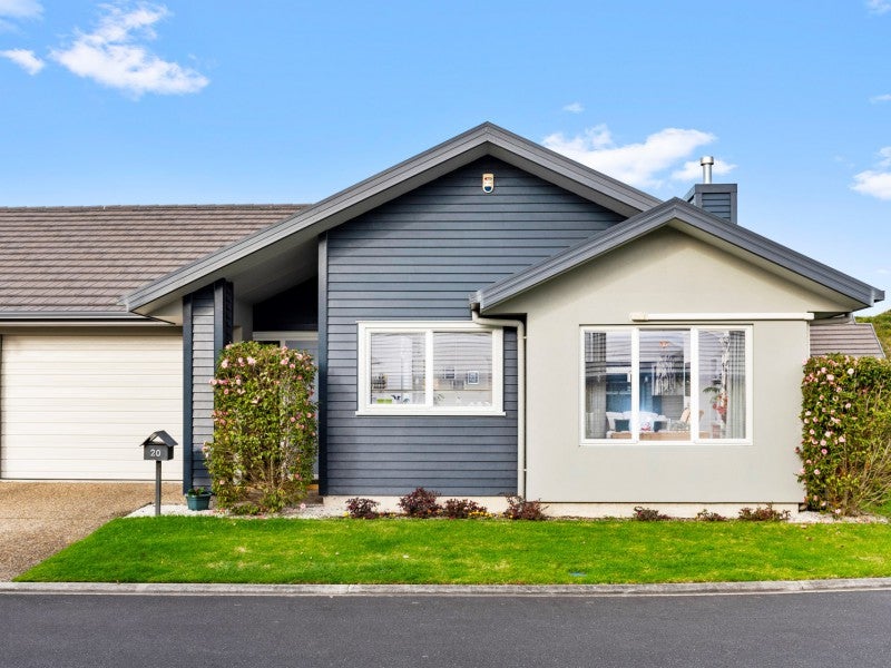 20 Bridgewater Way, Pyes Pa, Tauranga - Carousel 2