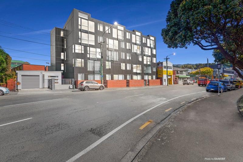 2C/21 Rugby Street, Mount Cook, Wellington - Carousel 1
