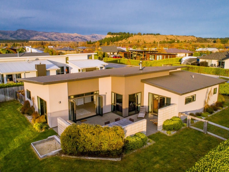 54 Frye Crescent, Albert Town, Wanaka - Carousel 1