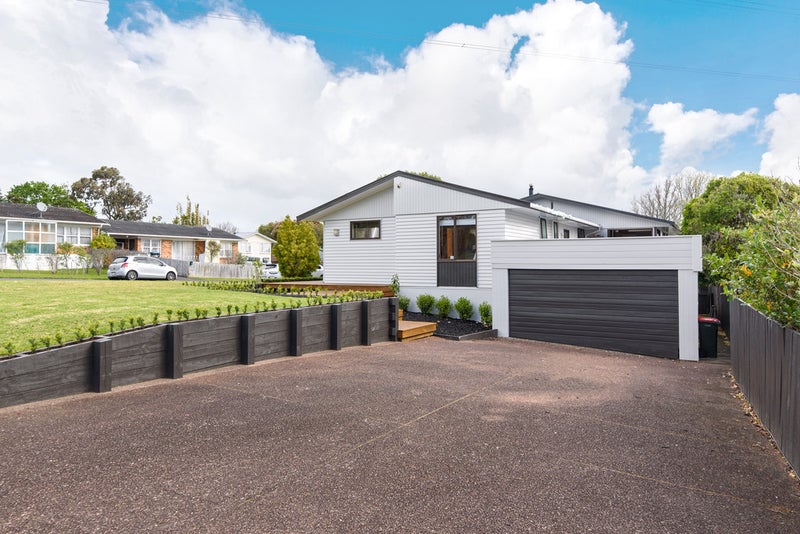 174 Halsey Drive, Lynfield, Auckland - Carousel 1