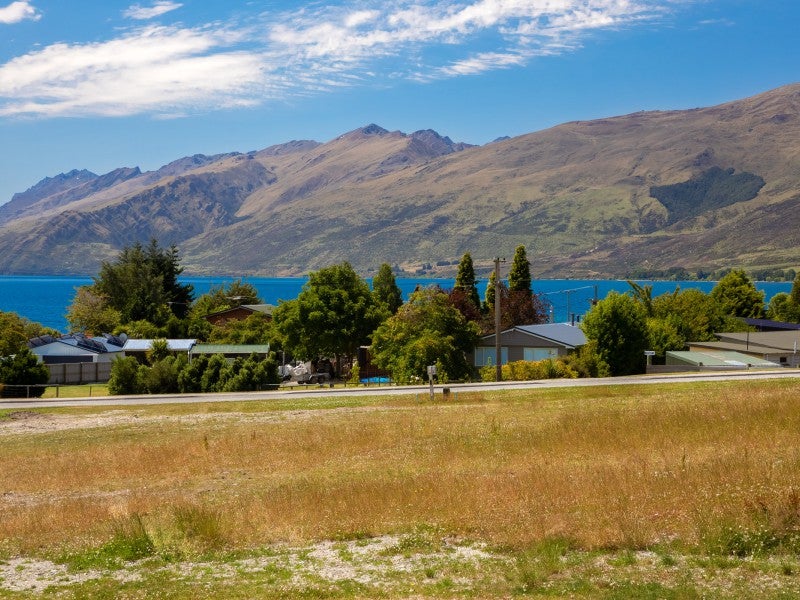 15 Glendinning Crescent, Kingston, Queenstown - Carousel 2