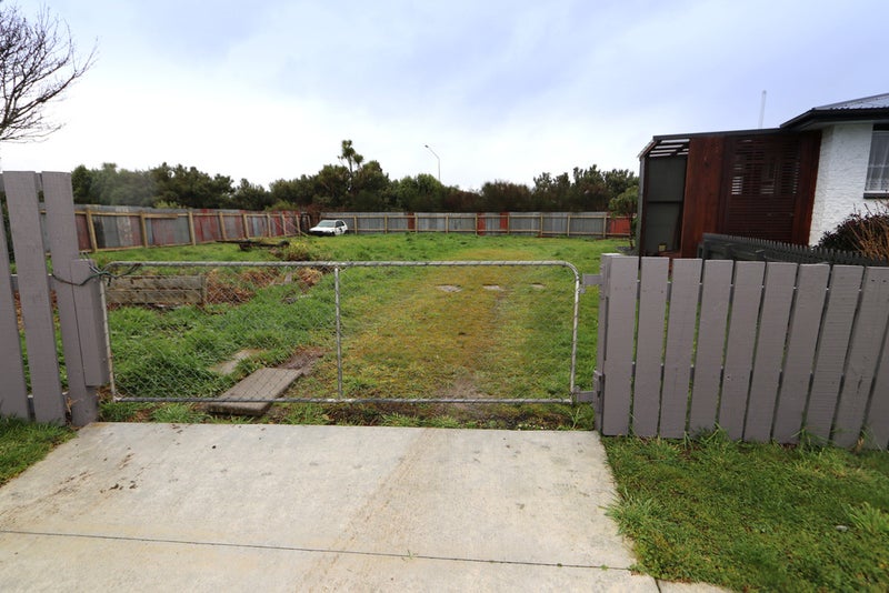 27 Boyne Street, Clifton, Invercargill - Carousel 1