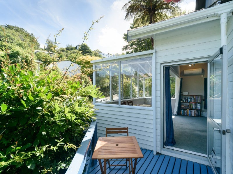 14 Governor Road, Northland, Wellington - Carousel 2