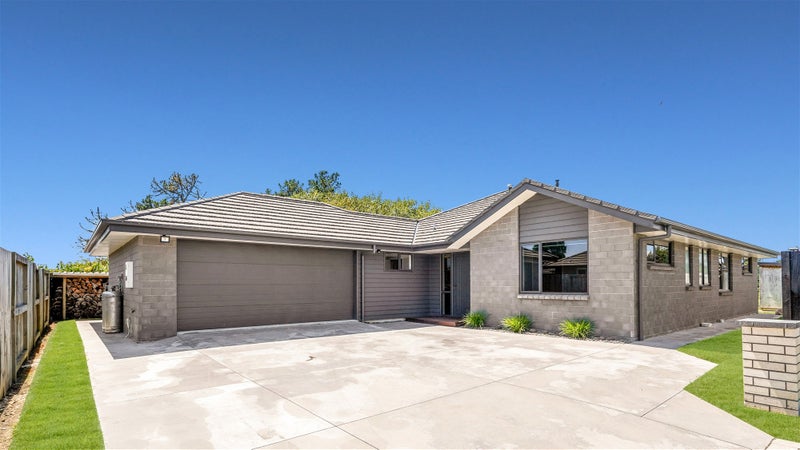 3 Moiras Lane, Fitzroy, Hamilton - Carousel 1