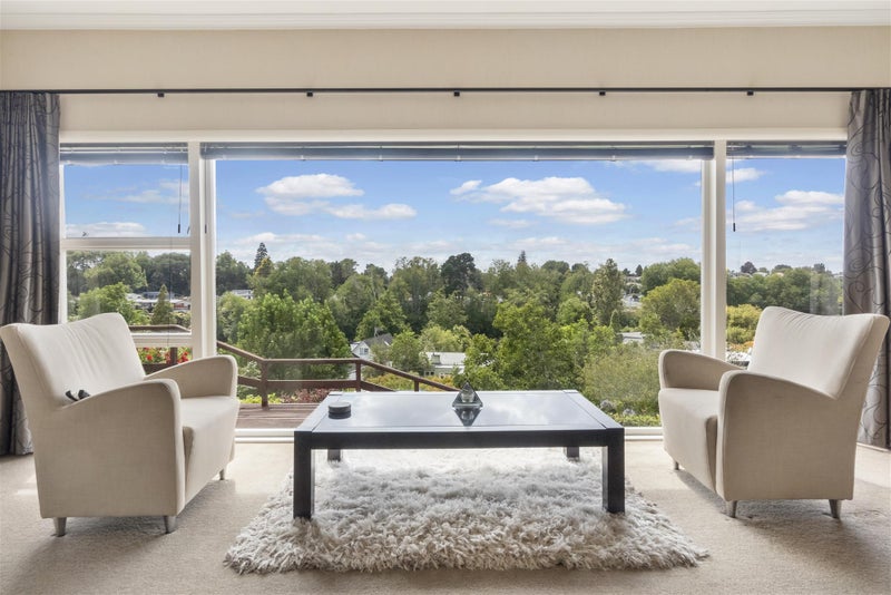 17 Galbraith Avenue, Beerescourt, Hamilton - Carousel 1