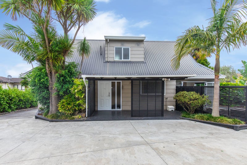 9 Seaglen Place, Botany Downs, Auckland - Carousel 2