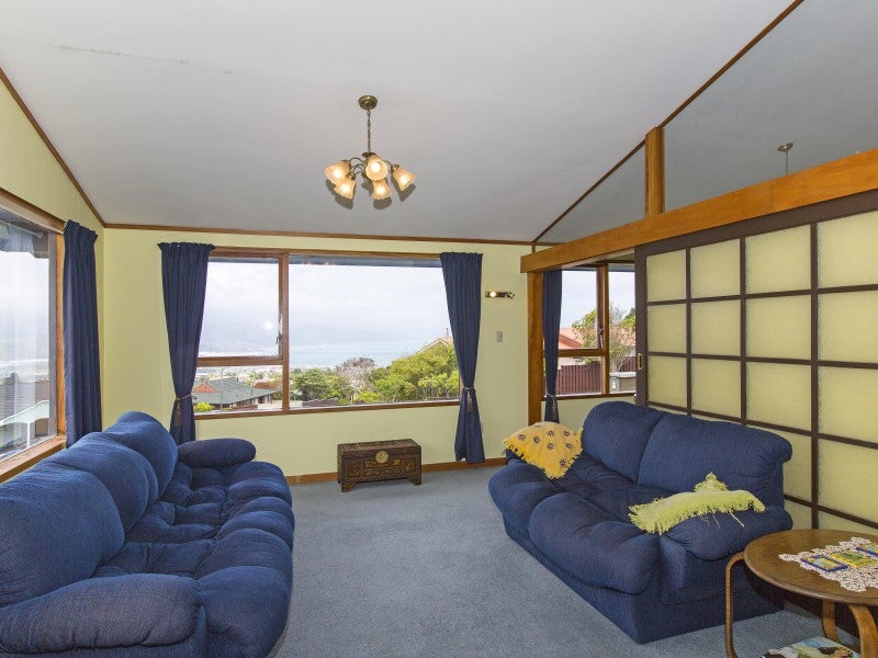 2/36 Acacia Avenue, Maungaraki, Lower Hutt - Carousel 2