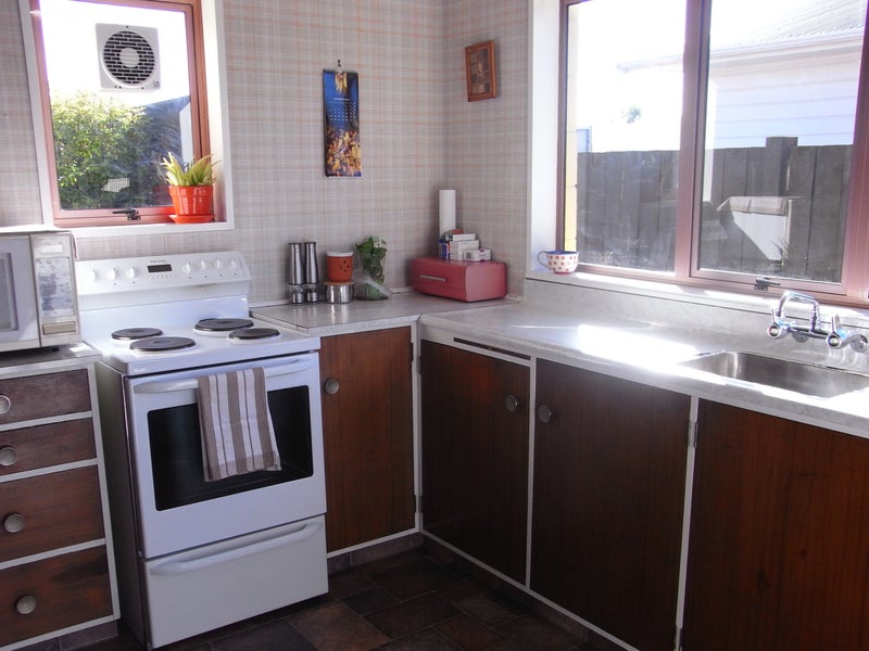 35 Exeter Crescent, Springvale, Whanganui - Carousel 2