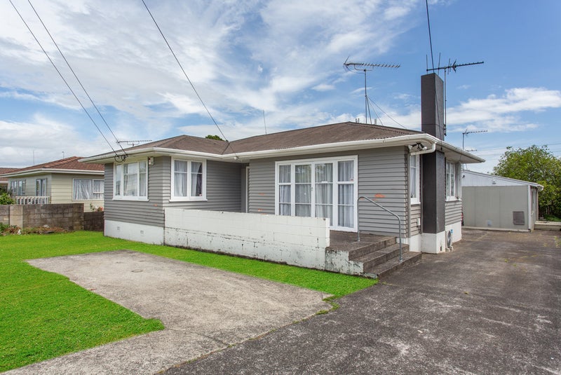27 Ferguson Street, Manurewa East, Auckland - Carousel 1