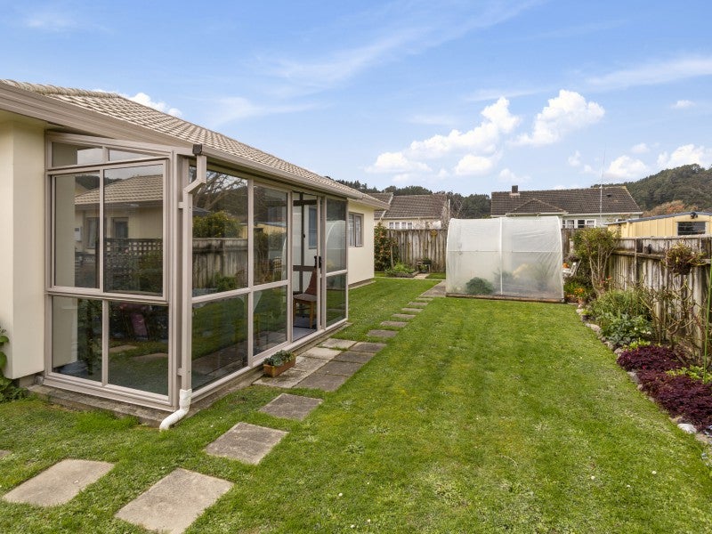 14/58A MOLESWORTH ST, TAITA, LOWER HUTT - Carousel 18