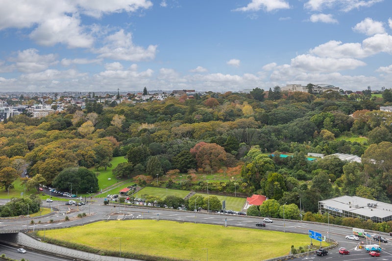 18F/30 Symonds Street, Grafton, Auckland - Carousel 2