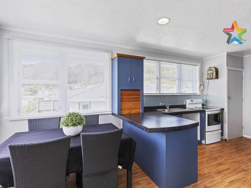 54 Holland Street, Wainuiomata, Lower Hutt - Carousel 2