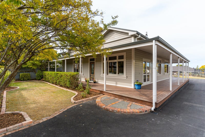 8 Third Street, Lansdowne, Masterton - Carousel 2