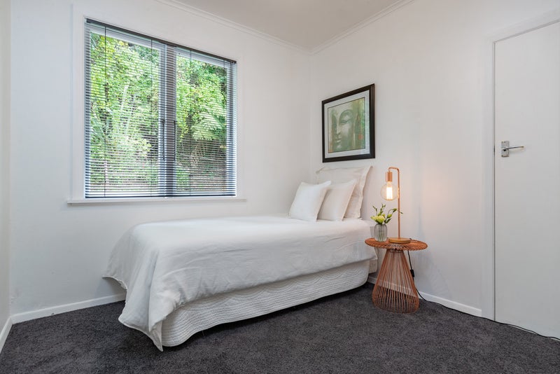 2 Wyndham Road, Pinehaven, Upper Hutt - Carousel 13