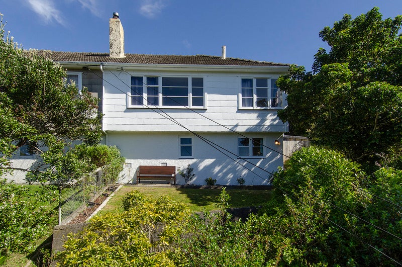 30 Warwick Street, Wilton, Wellington - Carousel 1