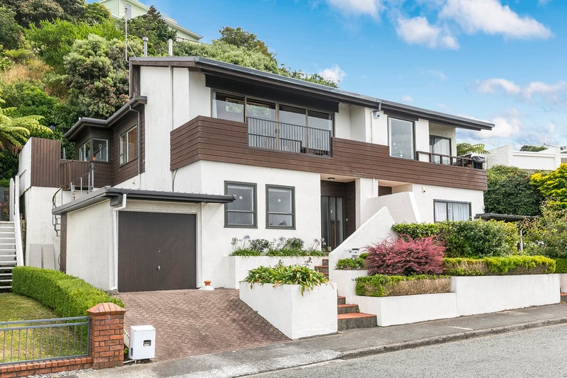 1/54 Rama Crescent, Khandallah, Wellington - Carousel 1