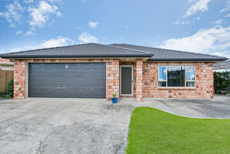 6 Crows Road, Swanson, Auckland - Carousel 2