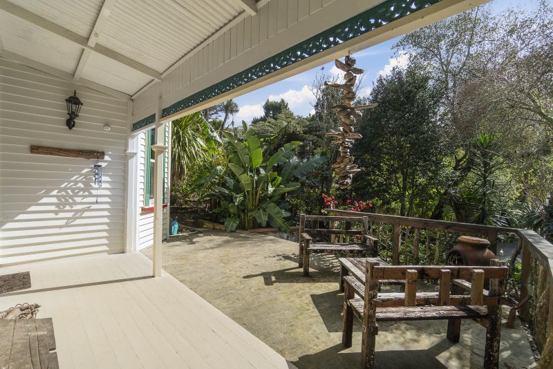 135 Wairere Road, Waitākere, Auckland - Carousel 2