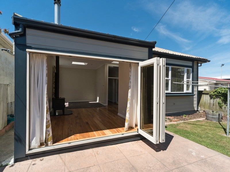 48 Crawford Road, Kilbirnie, Wellington - Carousel 1