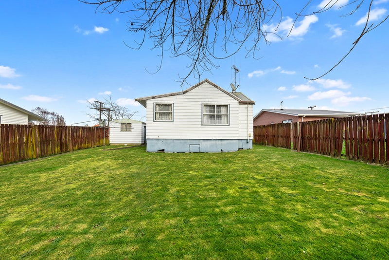 40 Churchill Avenue, Maeroa, Hamilton - Carousel 2